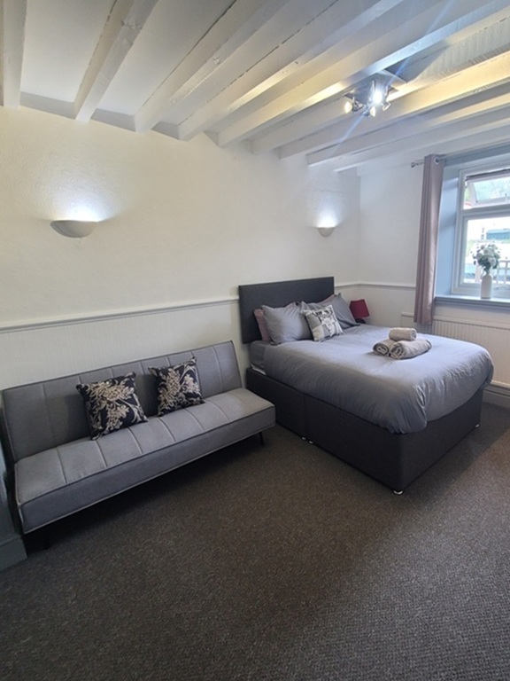 Room 4 - Double Room with Private Bathroom
